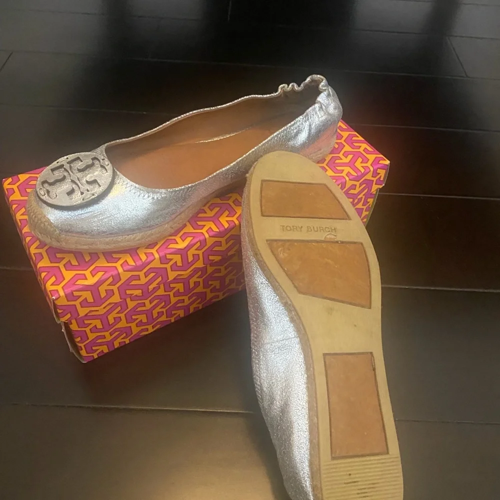 Tory Burch Silver Metallic Logo Espadrille Flats